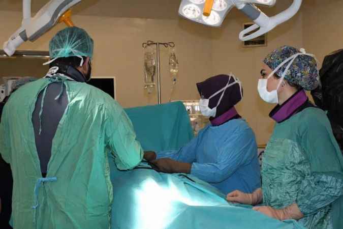 Yozgat Şehir Hastanesi uygun cerrahi ile hastalarını erken sağlığına kavuşturuyor