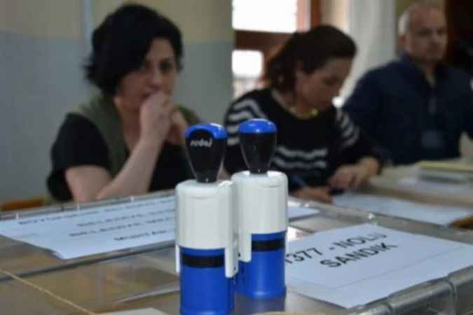 Sandık görevlisi nasıl olurum? Sandık görevlisi ücreti 2023 yılında ne kadar ücret alıyor? Seçim sandık görevlisi olma şartları!