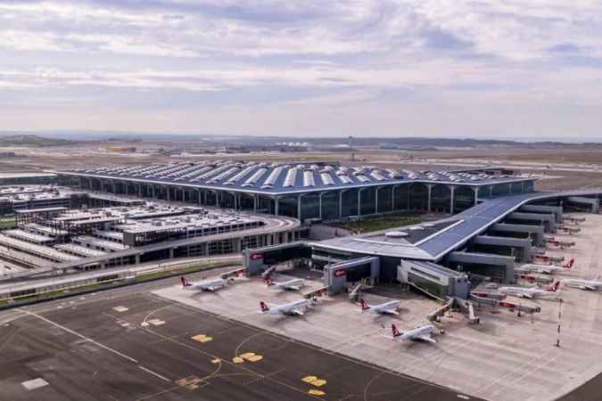 İstanbul Havalimanı'nda Günlük Uçuş Ve Yolcu Sayısında Tüm Zamanların Rekoru Kırıldı