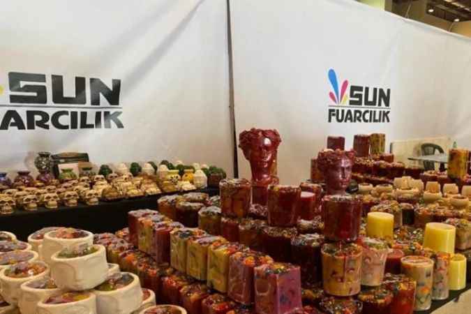 Yöresel Ürünler Fuarı'nda Depremden Etkilenen Esnaflar Unutulmadı