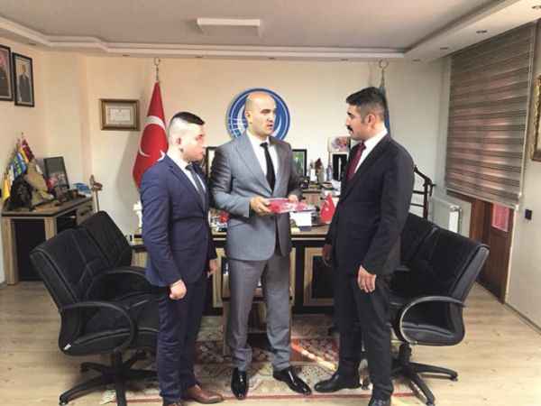 Ülkü Ocaklarında bayrak değişimi