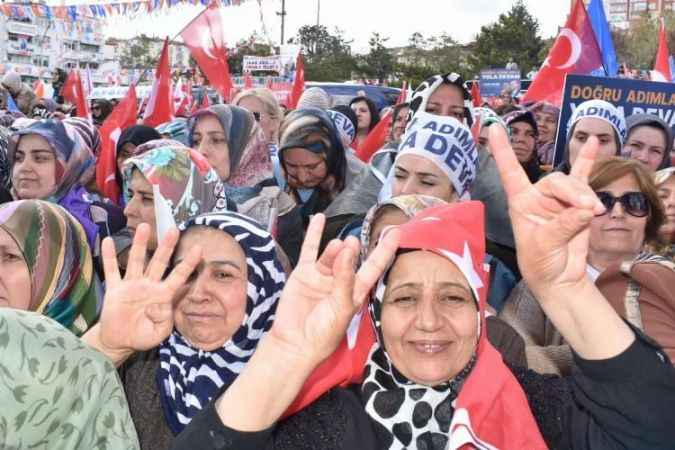 Ankara Sivas YHT'nin açılışına kadınlardan destek