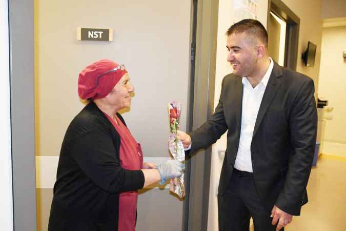 Yozgat Şehir Hastanesi  Başhekimi Mustafa  Kozan: Ebe Sağlıklı Bireyler Yetiştirmede En Önemli Yere Sahiptir