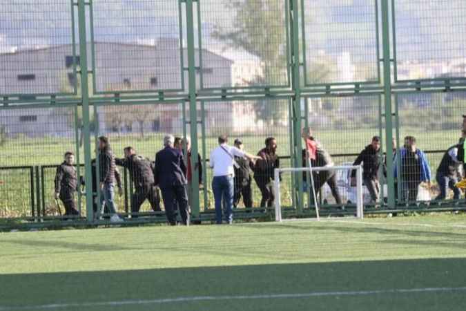 Amatör Lig maçında  bıçaklı kavga!