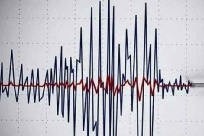 Hatay'da 4.7 büyüklüğünde deprem korkuttu