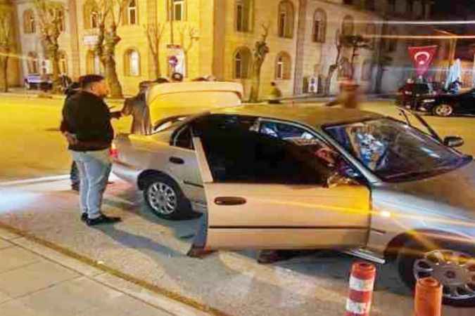 Çorum’da Huzur Uygulamasında 3 Tabanca, 2 Pompalı Tüfek Ele Geçirildi