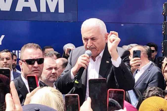 AK Parti Genel Başkanvekili Binali Yıldırım Ankara’nın Yenimahalle İlçesinde Seçim Koordinasyon Merkezinin Açılışında Konuştu
