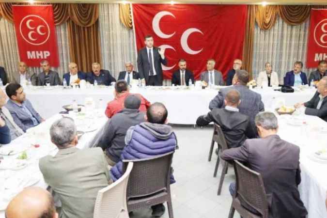 MHP Kayseri Milletvekili Adayı Yozgatlı Hemşehrimiz Baki Ersoy’dan Muhtarlara Yemek