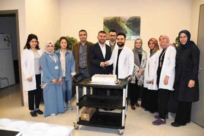 Yozgat Şehir Hastanesi Başhekimi Uzm. Dr. Mustafa Kozan, ‘Dünya Eczacılar Günü’nü kutladı