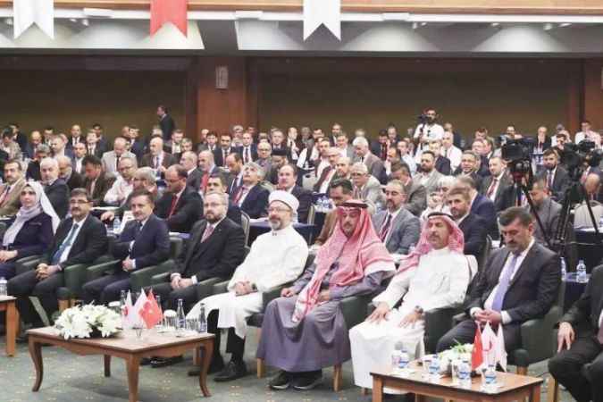 Başkan Erbaş, “Hac Organizasyonunda Türkiye Olarak Her Zaman En İyi Olmanın Gayreti İçerisindeyiz”