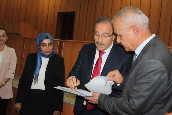 AK Parti Yozgat Milletvekilleri Abdulkadir Akgül, Süleyman Şahan ve MHP Milletvekili Ethem Sedef mazbatalarını aldı
