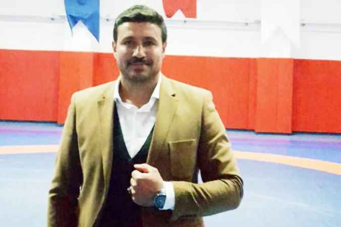 Veysel Murat Spor Kulübü Başkanı Yozgatlı iş insanı Ahmet Murat, Türkiye Güreş Federasyonu Başkan Vekili Kerim Salman'ı tebrik etti
