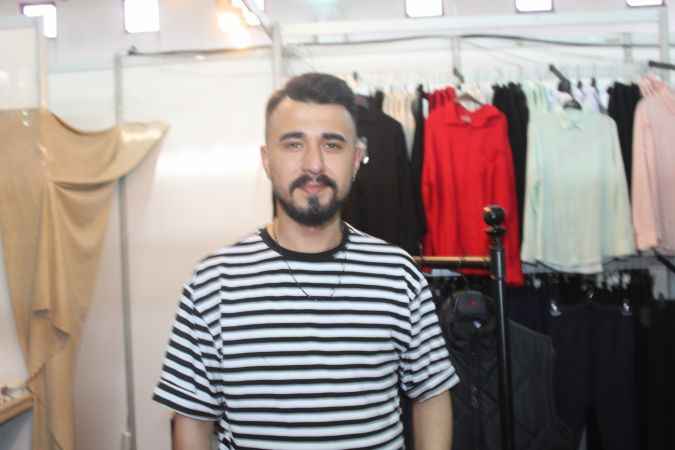 Yozgat Daisy Boutique sahibi Anıl Berat Karakoç, evlilik fuarında yenilikleri tanıttık