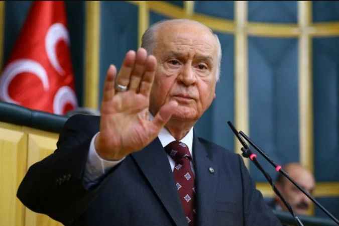 MHP lideri Devlet Bahçeli frak giyecek mi?