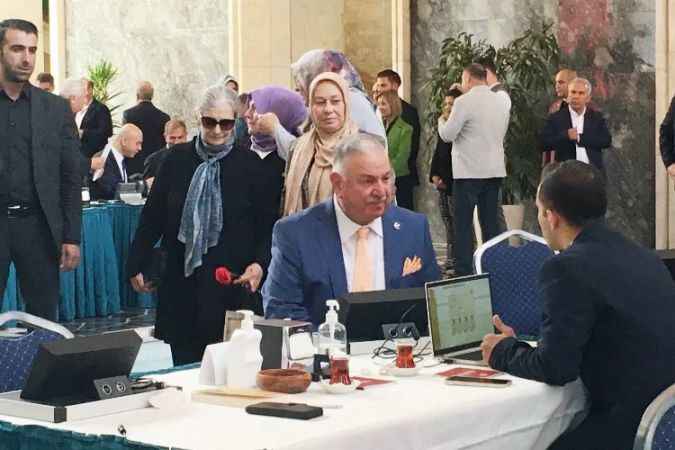 Milletvekili kayıtları devam ediyor