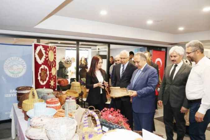 Kayseri Talas'ta 'Özel Ve Güzel' Bir Sergi