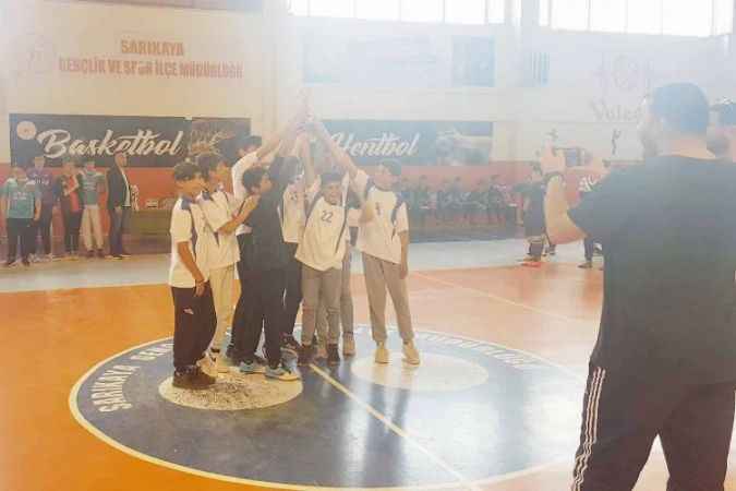 Okul Sporları kapsamında düzenlenen Futsal Küçük Erkekler müsabakaları tamamlandı