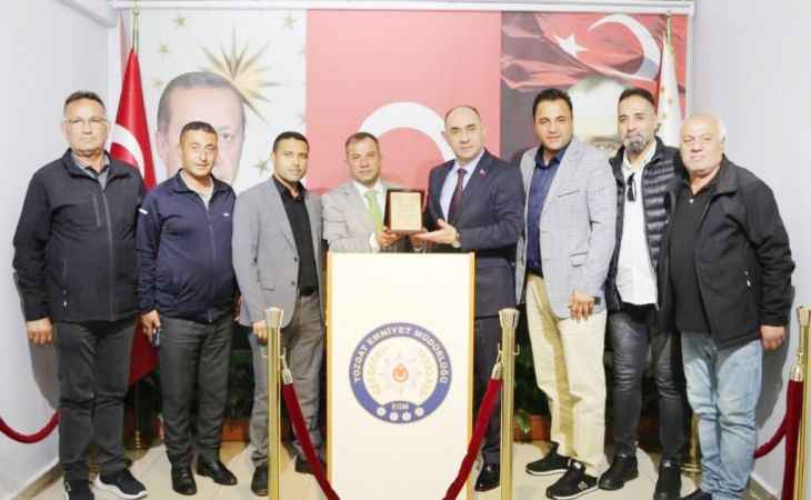 Yozgat Amatör Spor Kulüpleri Federasyonu Başkanı Hakan Bektaş ve Yönetim Kurulu Üyeleri İl Emniyet Müdürü Kenan Şaban Süzgün ile Yozgat Bozok Üniversitesi Genel Sekreteri Uğur Kölemen’i ziyaret etti
