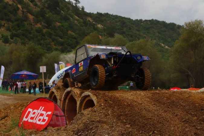 Türkiye Offroad Şampiyonasında sporcular Kızılcahamam’da kozlarını paylaştı