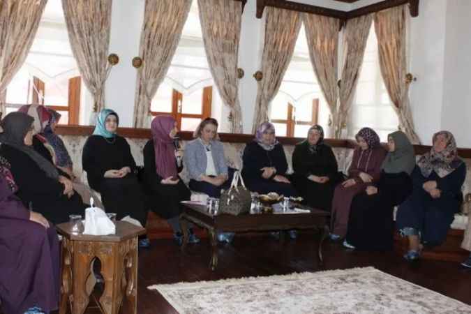 Yozgat Belediyesi tarafından düzenlenen haftalık sohbetler devam ediyor