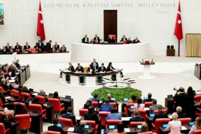 Yeni Kabine Üyeleri TBMM Genel Kurulunda Yemin Etti