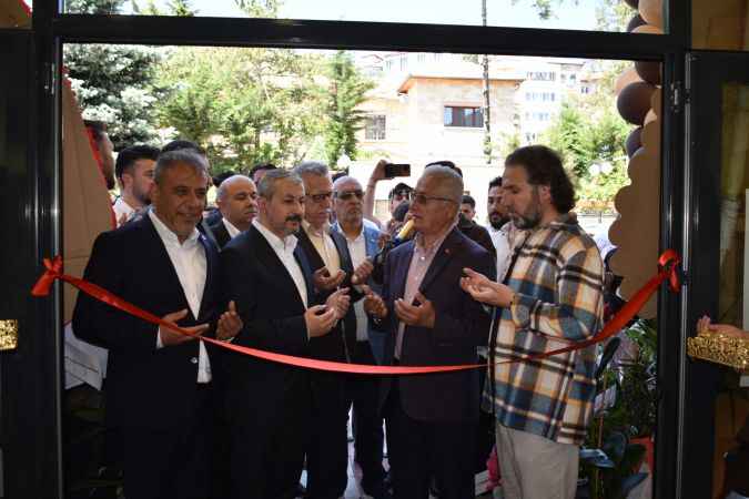 Yozgat’ta D&P Perfumum dualarla açıldı