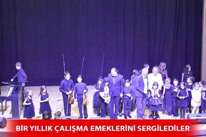 Mustafa Koç Sanat Merkezi öğrencileri yılsonu gösterisi beğeni topladı