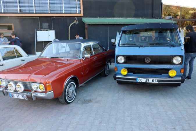Klasik otomobiller görücüye çıktı