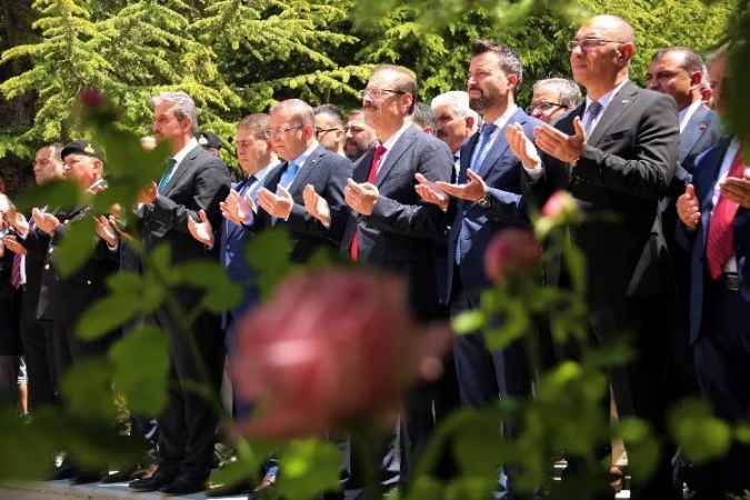 Yozgat Valiliği tarafından düzenlenen resim bayramlaşma töreni gerçekleştirildi