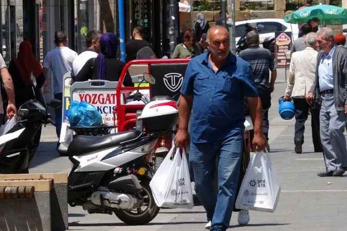 Bayram öncesi alışveriş yoğunluğu