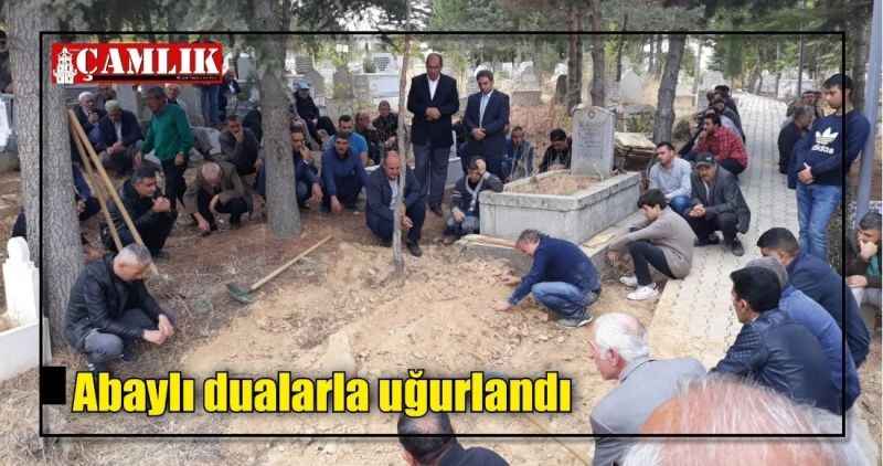 Abaylı dualarla uğurlandı