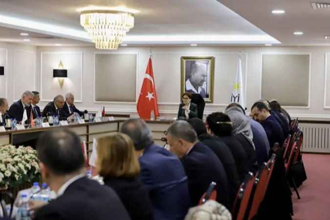 İyi Partinin A Takımı Belli Oldu: Listeye Giren Oktay Vural Sürprizi
