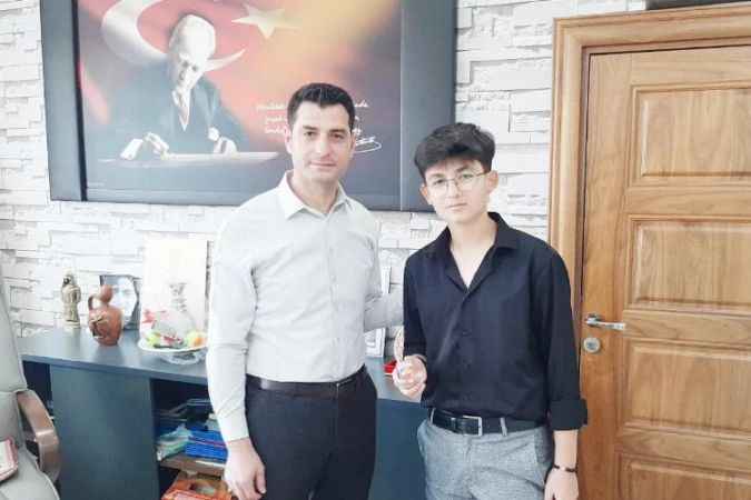 Boğazlıyan’da Liseye Geçiş Sınavında (LGS) Birinci Olan Öğrenci Ödüllendirildi