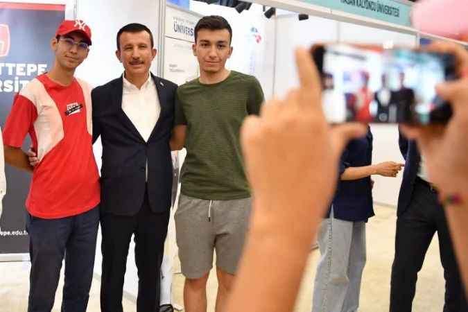 Üniversiteler gençlerle, gençler üniversitelerle buluştu