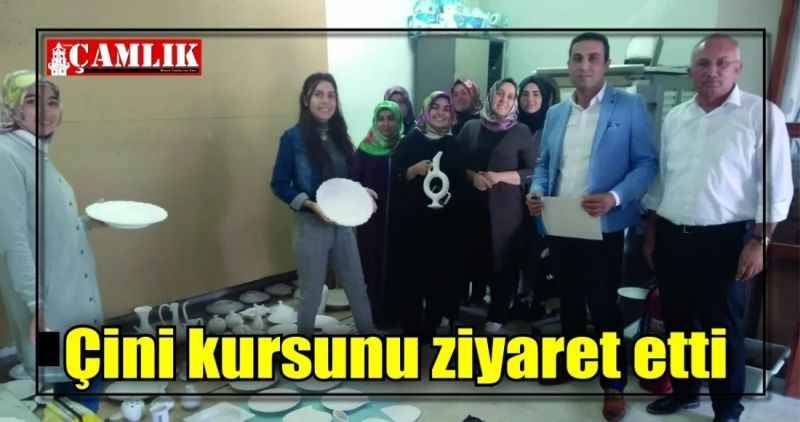 Çini kursunu ziyaret etti