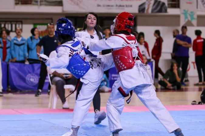 Grup müsabakaları başladı.. Yozgatlı sporcularda katılıyor