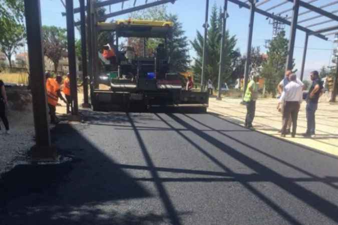 Pursaklar Altınova Mahallesine Modern Pazar Alanı