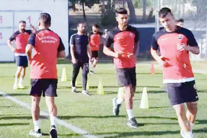Bölgesel Amatör Lig’de yer alan temsilcimiz Yozgat Belediyesi Bozokspor, yeni sezon hazırlıkları sürüyor