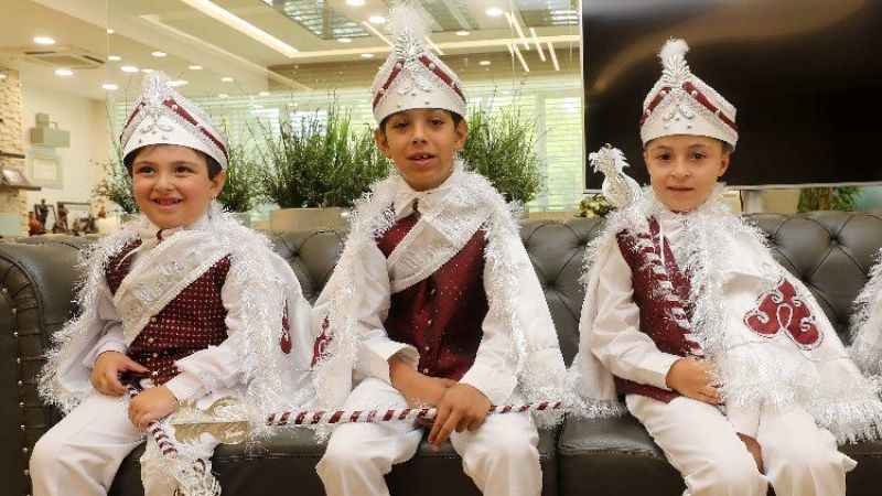 Belediye her yıl ücretsiz yapıyor.. Çocukların yüzünü güldürüyor