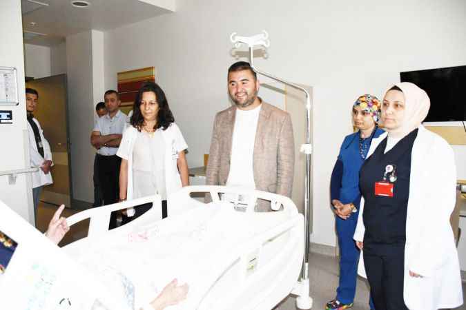 Başhekim Kozan, ‘’Hasta ve hasta yakınlarıyla yakından ilgileniyoruz’’