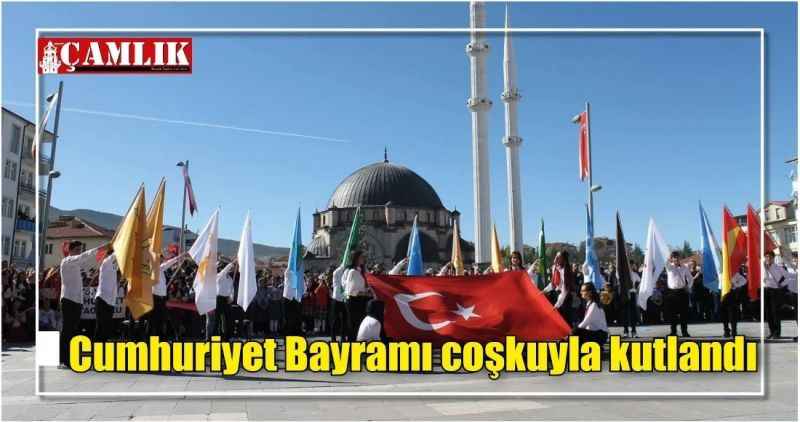 Akdağmadeni'nde Cumhuriyet Bayramı coşkuyla kutlandı
