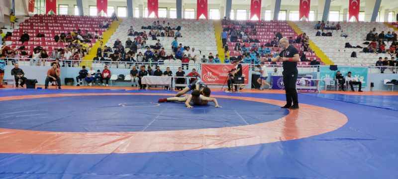 Gençlik ve Spor İl Müdürlüğü duyurdu: 52 sporcu alınacak!