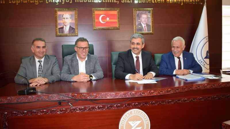 YBK İşçilerinin Yüzlerini Güldüren İmza