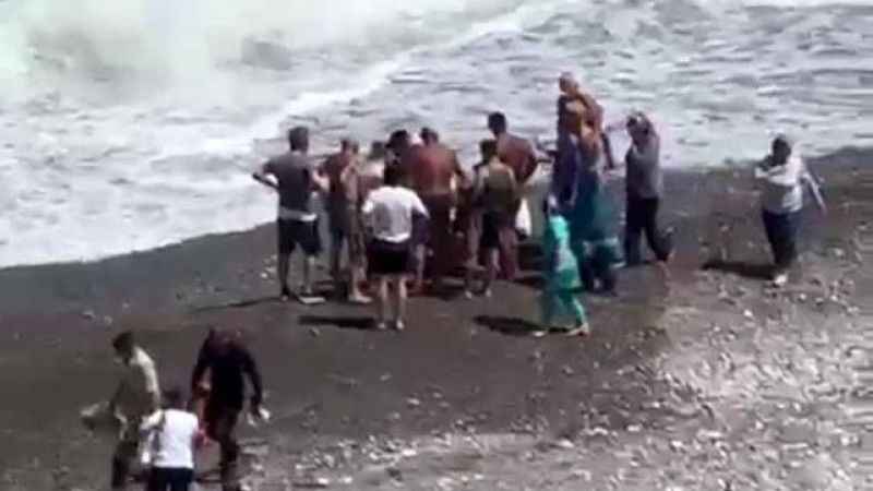 Serinlemek için girmişti girdiği denizde boğuldu