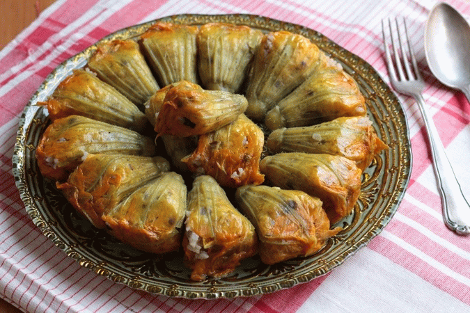 Yozgat Usulü Dolma Tarifi! Yozgat'a Özgü Kabak Çiçeği Dolması Nasıl Yapılır?