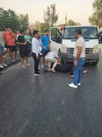Motor İle Arkadan Çarptı, Hakaret Edip Kaçtı!