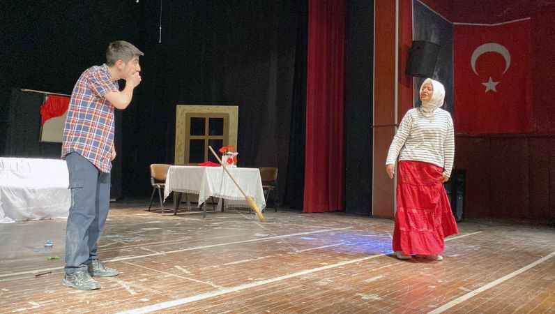 Sorgun Halkı Tiyatroyu sevdi