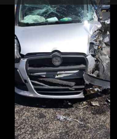 Yozgat’ta trafik kazası Tır tarlaya uçtu: 2 yaralı
