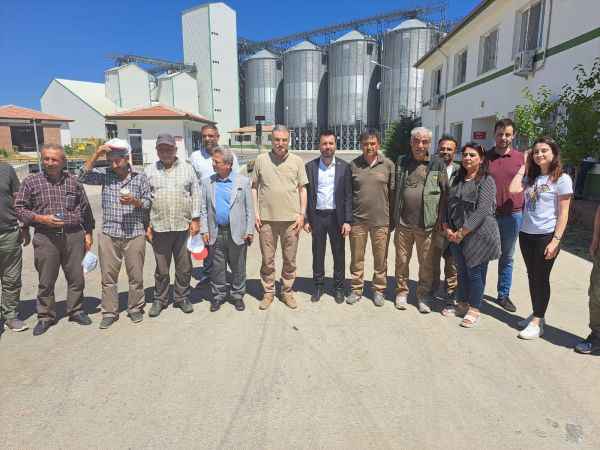 AK Parti Milletvekili Süleyman Şahan sahada
