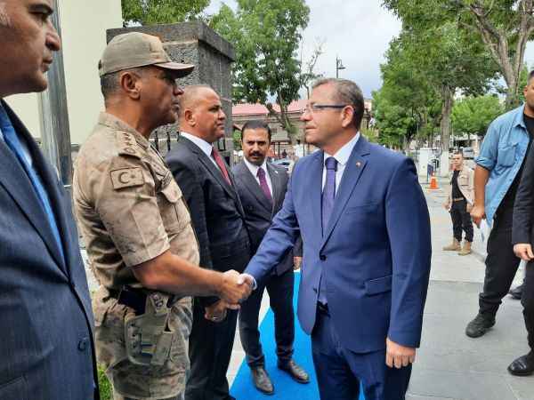 Vali Ziya Polat, görevine başladı